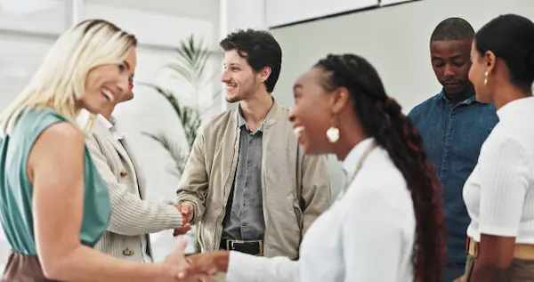 Cómo funciona el networking en la práctica