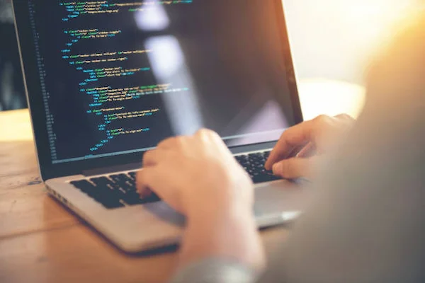 Cuál es la función de las etiquetas en una página web